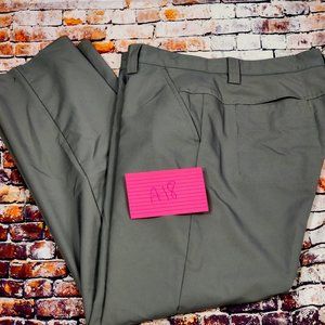 IZOD Golf 34x32 Pants